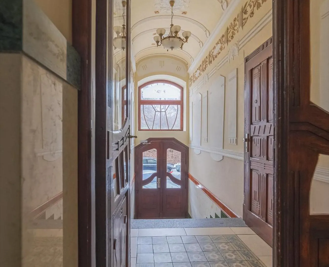 Vintage Vogue Apartment By Rentez Prague Czech Republic