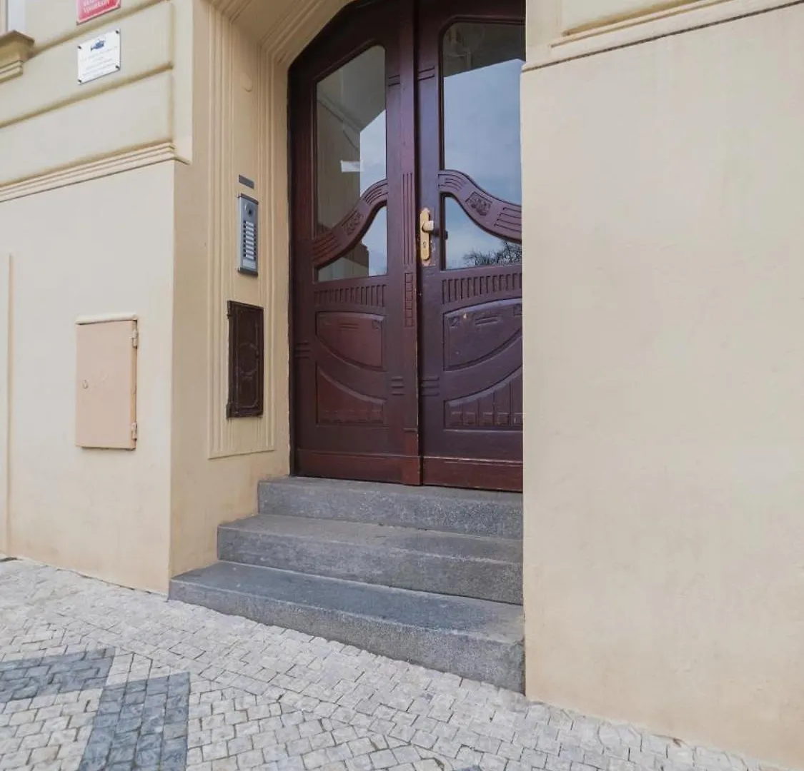 Vintage Vogue Apartment By Rentez Prague Czech Republic