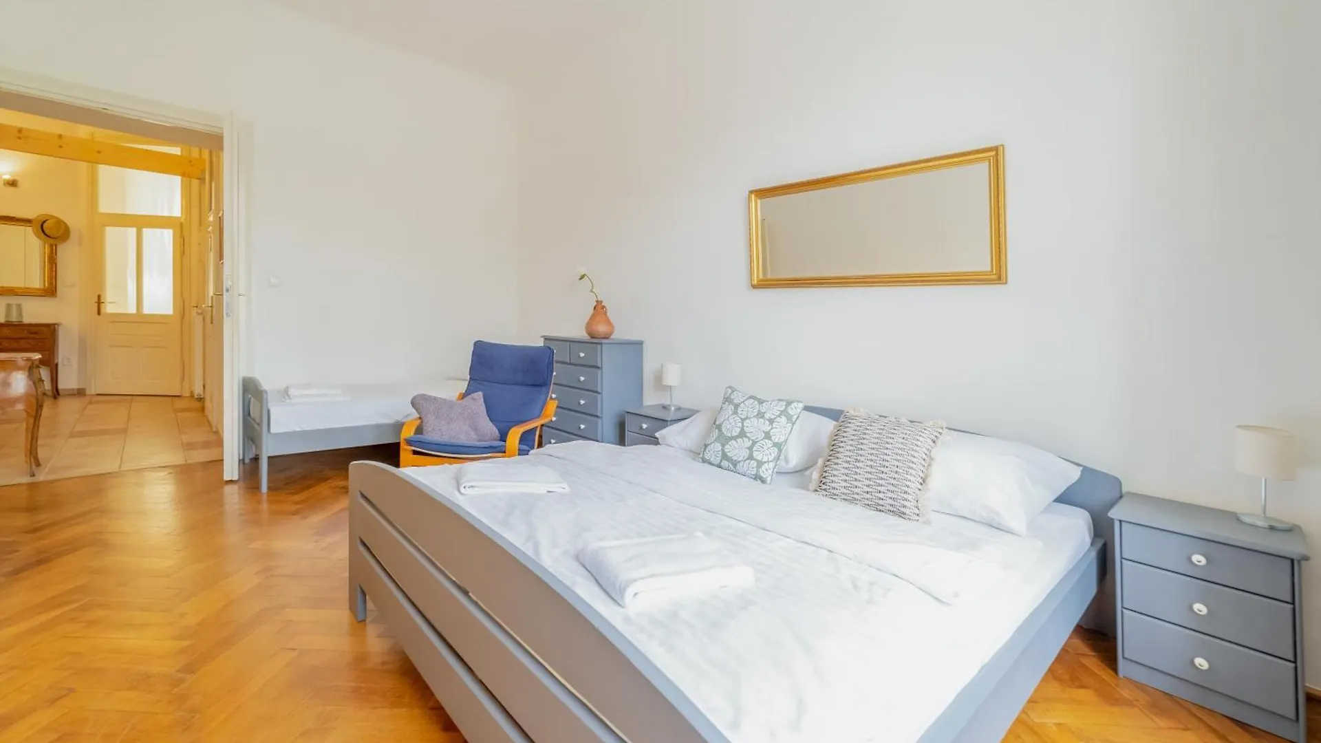 פראג Vintage Vogue Apartment By Rentez